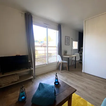 L'estrade, Centre-ville アパート ショレ