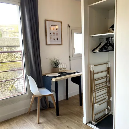 L'estrade, Centre-ville *